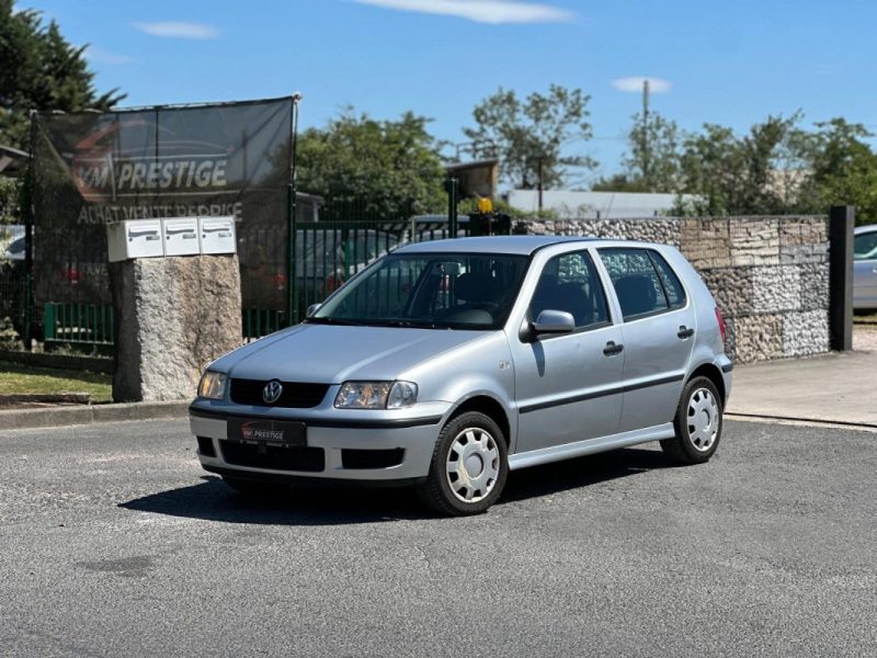 VOLKSWAGEN POLO 1.4L 75 CV / BVA / 136 KM / CLIM / Paiement 4 ou 10 fois possible