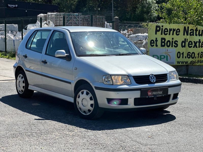 VOLKSWAGEN POLO 1.4L 75 CV / BVA / 136 KM / CLIM / Paiement 4 ou 10 fois possible