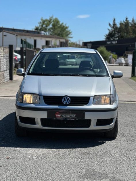 VOLKSWAGEN POLO 1.4L 75 CV / BVA / 136 KM / CLIM / Paiement 4 ou 10 fois possible
