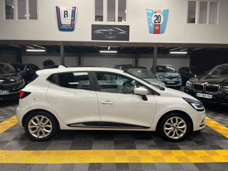 MAGNIFIQUE RENAULT CLIO IV 0.9 TCE 90 CH (CLIMATISATION AUTOMATIQUE, CAMÉRA DE RECUL, CARPLAY)⭐️⭐️⭐️