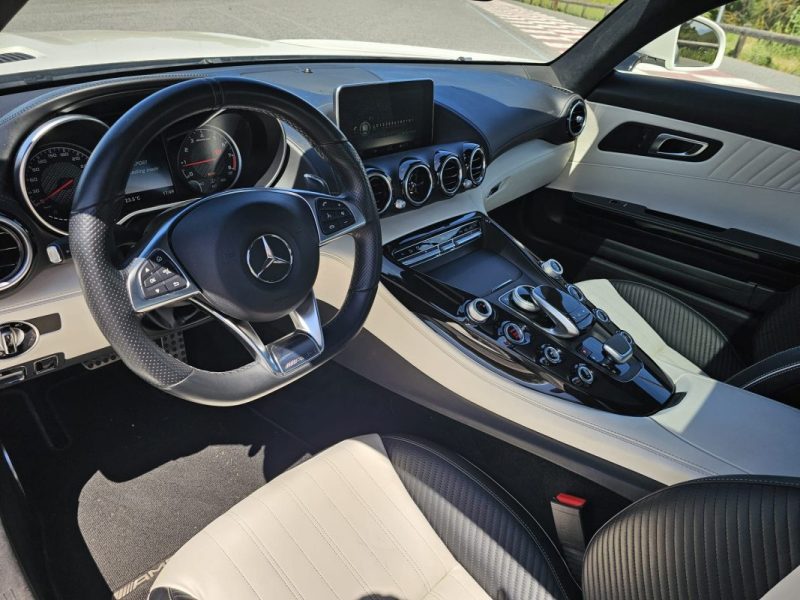 MERCEDES-BENZ AMG GT 4.0 V8 Bi-Turbo / Toit Pano / Garantie 12 mois