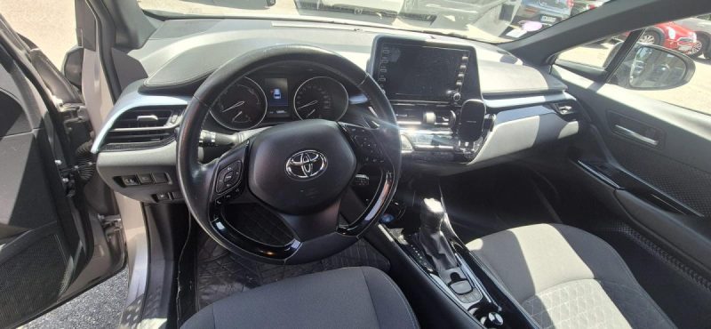 TOYOTA C-HR Dynamic 122 ch Phase 2 1.8 VVT-i HSD Hybrid Boîte auto / Caméra de recul / CarPlay