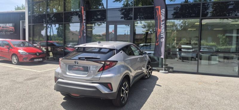 TOYOTA C-HR Dynamic 122 ch Phase 2 1.8 VVT-i HSD Hybrid Boîte auto / Caméra de recul / CarPlay