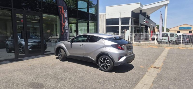 TOYOTA C-HR Dynamic 122 ch Phase 2 1.8 VVT-i HSD Hybrid Boîte auto / Caméra de recul / CarPlay