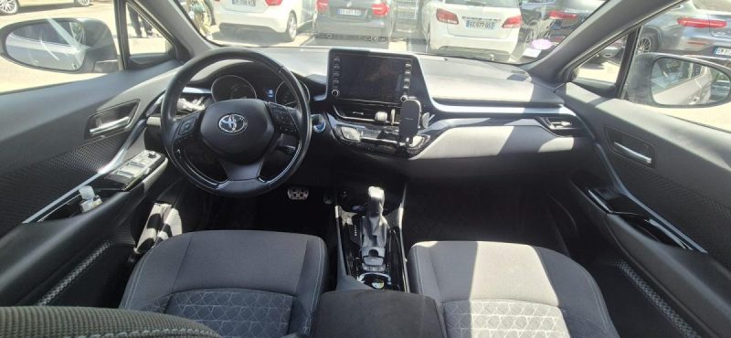 TOYOTA C-HR Dynamic 122 ch Phase 2 1.8 VVT-i HSD Hybrid Boîte auto / Caméra de recul / CarPlay