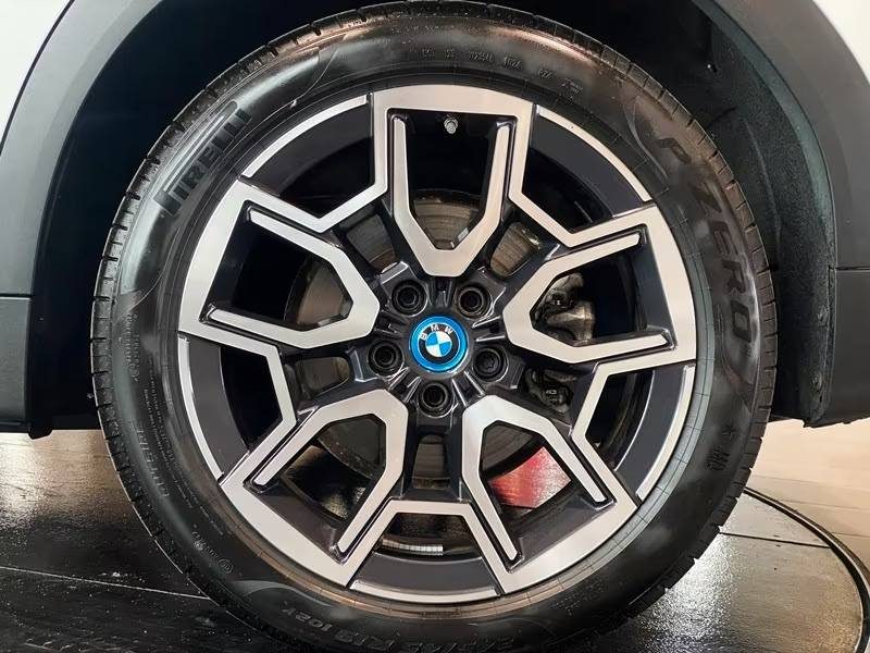 BMW IX2 XDRIVE30 / PANO / HARMAN KARDON / 360° / PACK INNOVATION 2024