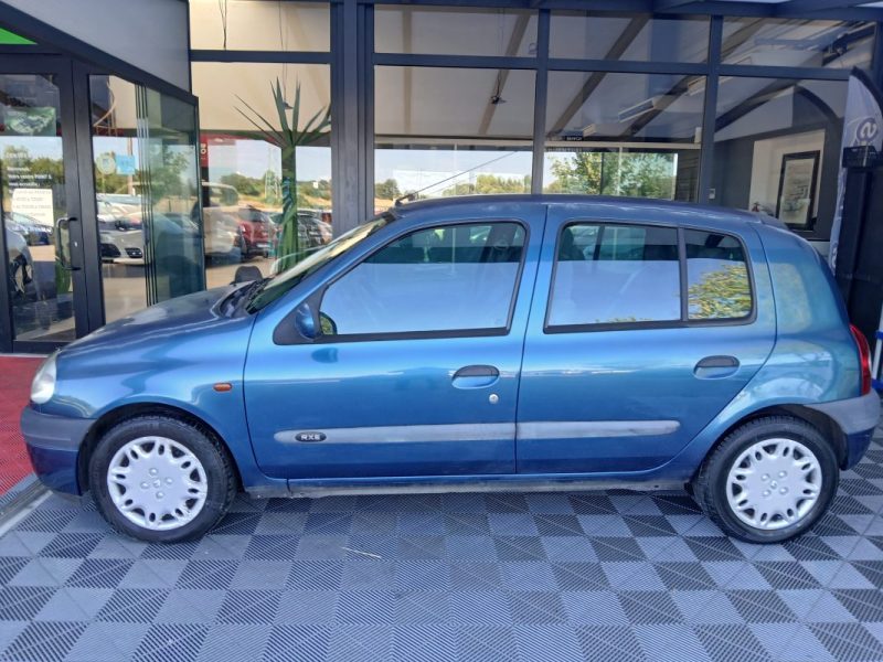 RENAULT CLIO RXE 80 CV  1.9DTI 2001  VENDU DANS L''ETAT A PRO OU EXPORT 