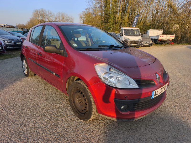RENAULT CLIO III CONFORT DYNAMIQUE 1.5DCI 70 2006