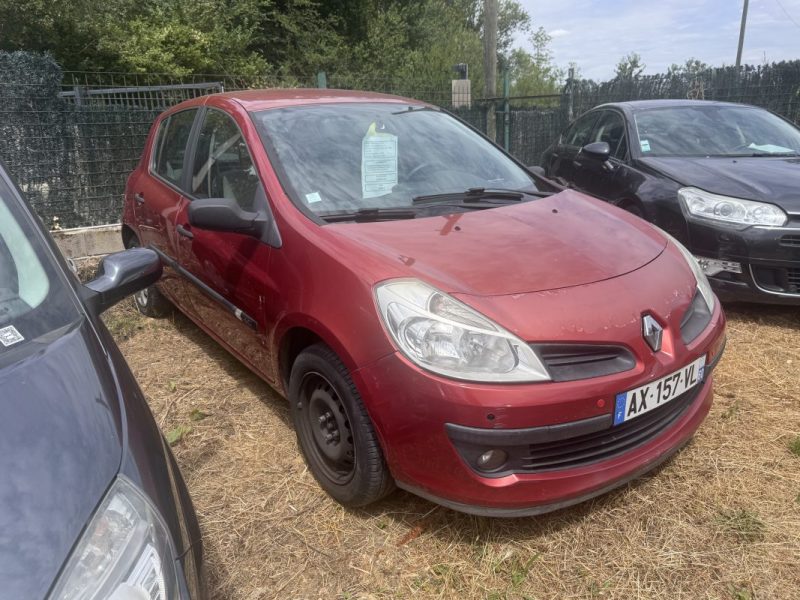 RENAULT CLIO III CONFORT DYNAMIQUE 1.5DCI 70 2006