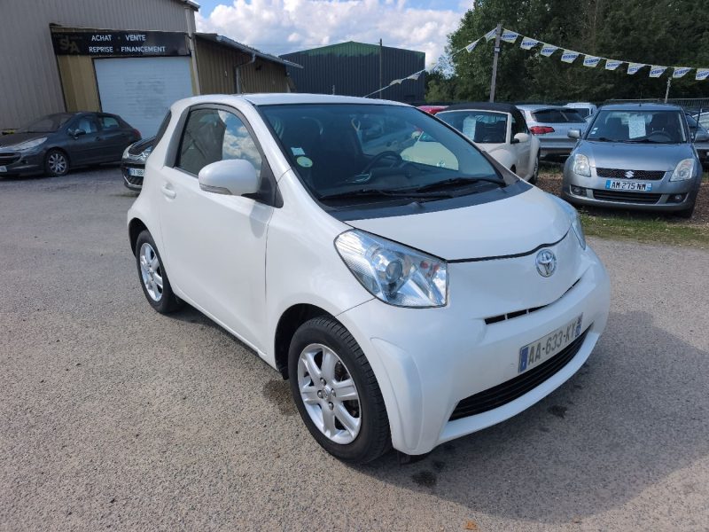 TOYOTA IQ 1.0 68 VVT-I IQ 1ST 2009