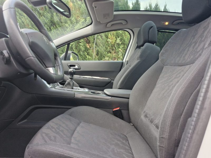 PEUGEOT 3008 ALLURE 2013