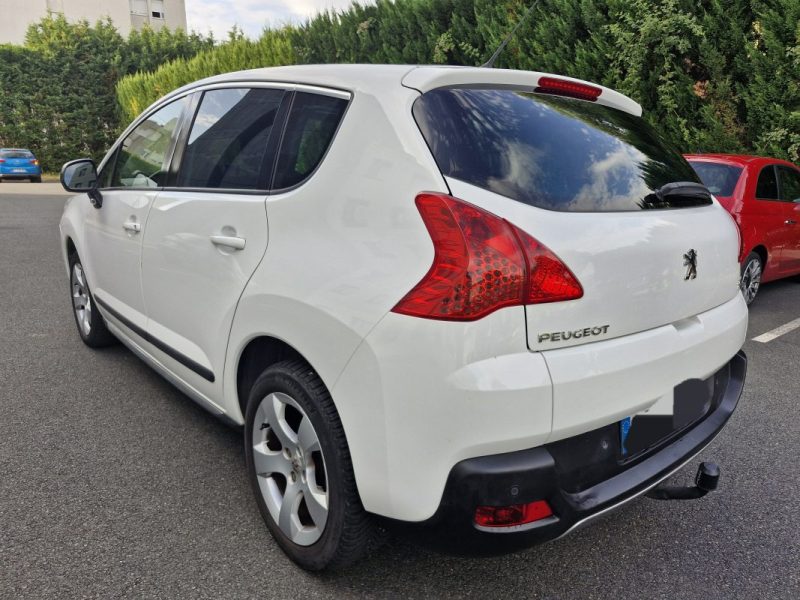 PEUGEOT 3008 ALLURE 2013