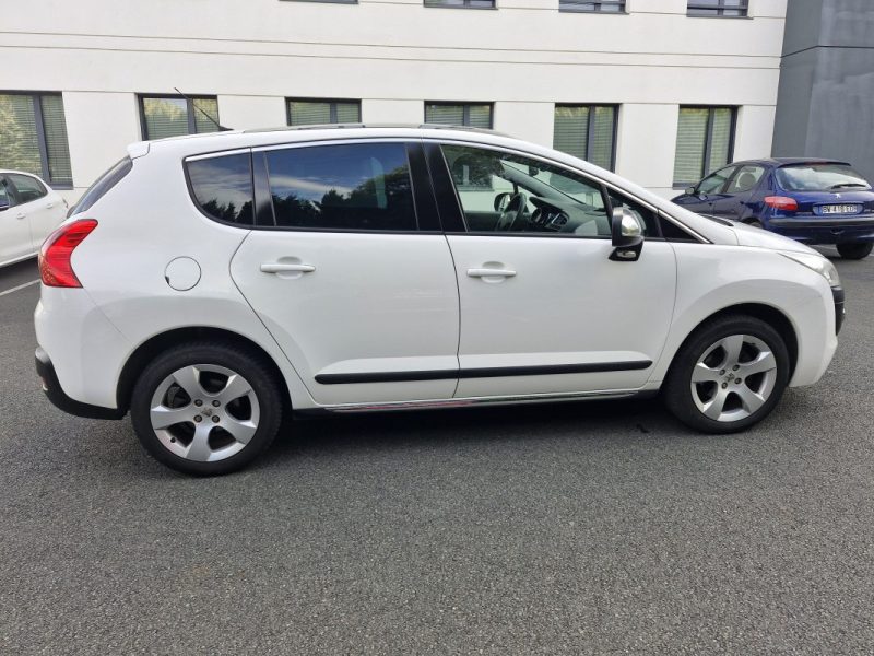 PEUGEOT 3008 ALLURE 2013