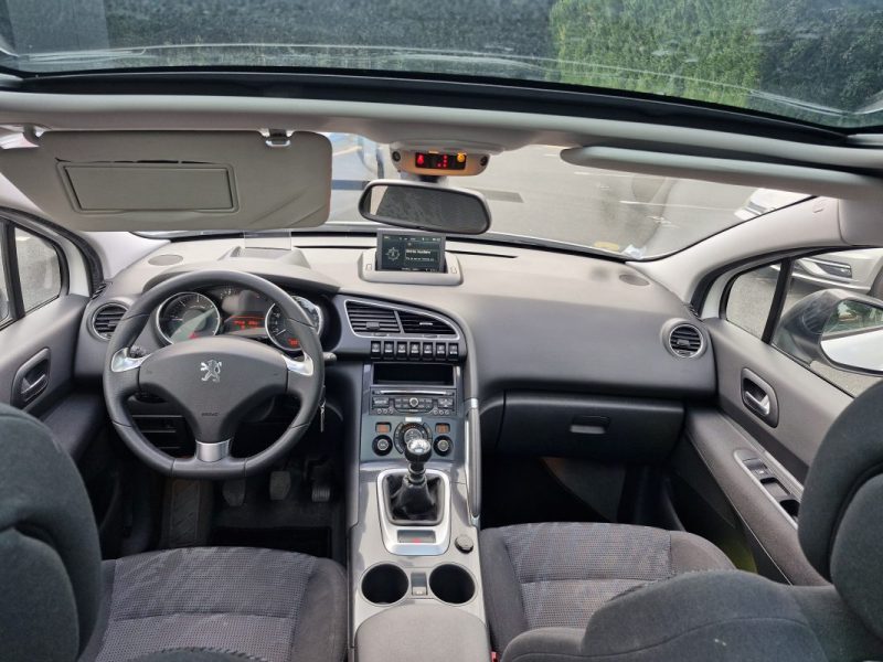 PEUGEOT 3008 ALLURE 2013