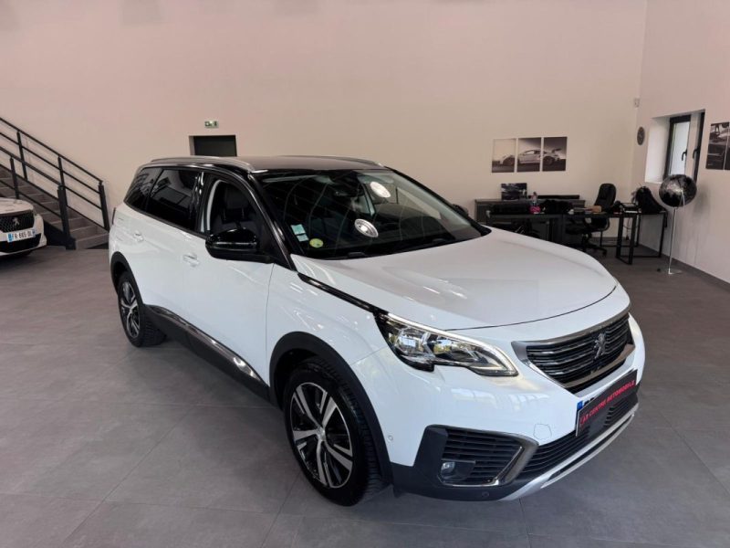 PEUGEOT 5008 1.6 BlueHdi 120cv ALLURE / 7 PLACES / GPS / CAMERA 360