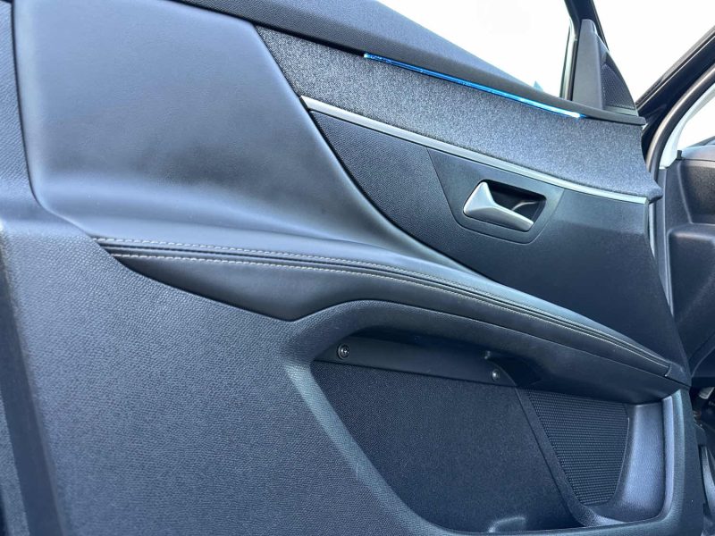 PEUGEOT 3008 II 1.5 BLUE HDI 130 ACTIVE EAT ALLURE 2018
