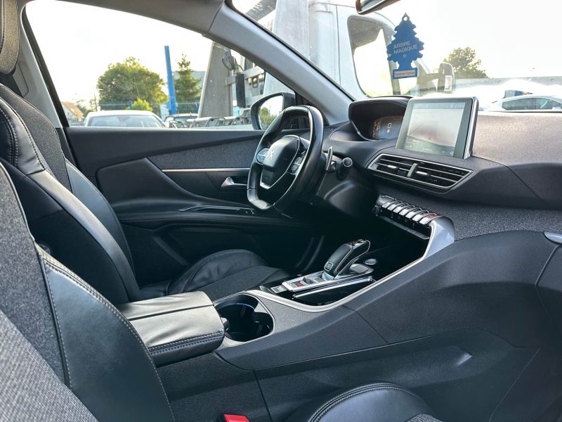 PEUGEOT 3008 II 1.5 BLUE HDI 130 ACTIVE EAT ALLURE 2018