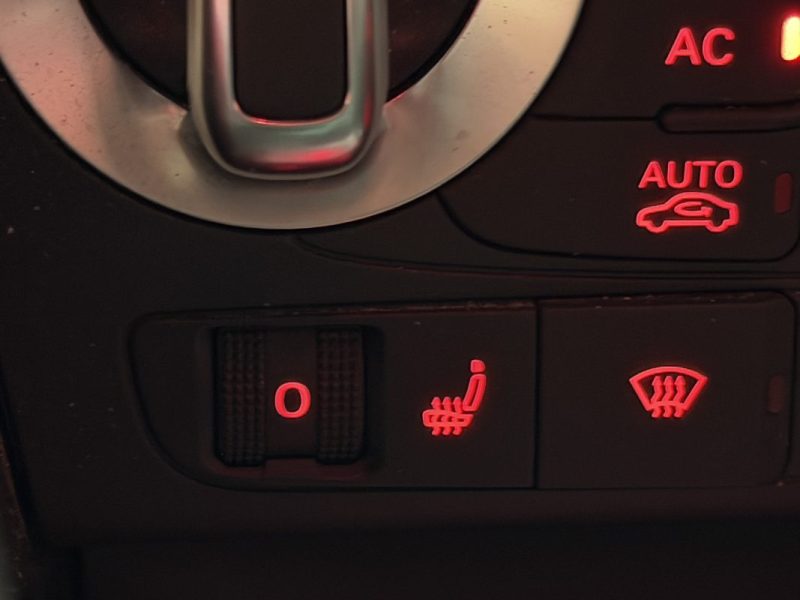 🟢 CarPlay Audi A3 1.4 TFSI 125 cv 1er Main / Ecran /  GPS / Bluetooth / Netflix / Waze