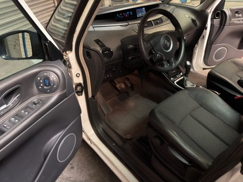 RENAULT ESPACE GRAND 4 IV 25 TH 2.0 DCI 150 Cv 1ERE MAIN BOITE AUTOMATIQUE TOIT OUVRANT 7 PLACES GPS