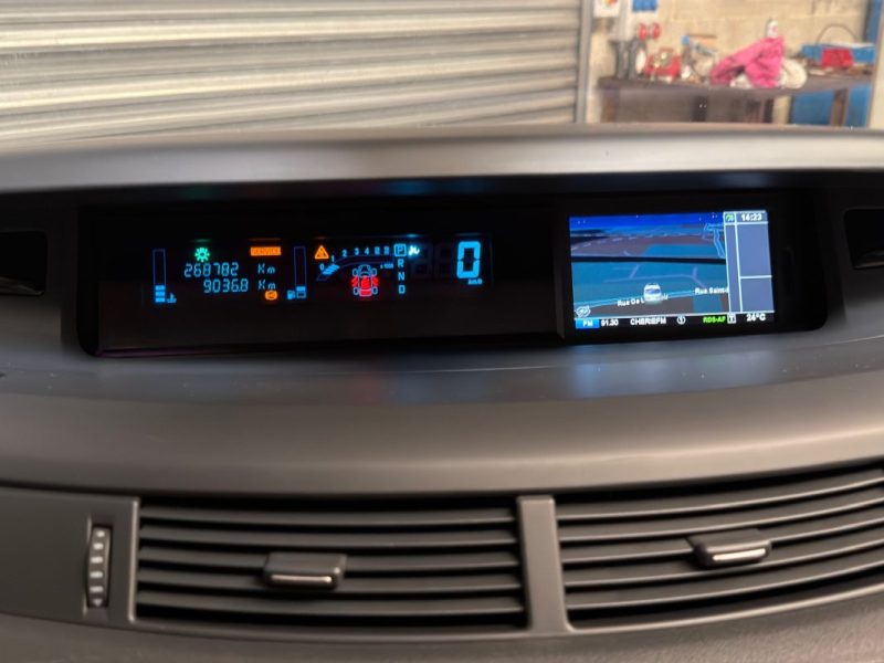 RENAULT ESPACE GRAND 4 IV 25 TH 2.0 DCI 150 Cv 1ERE MAIN BOITE AUTOMATIQUE TOIT OUVRANT 7 PLACES GPS
