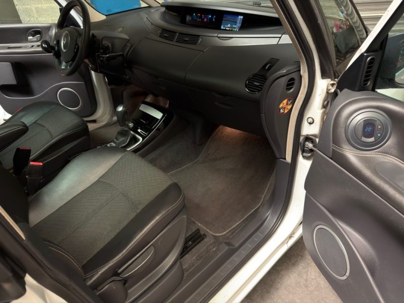 RENAULT ESPACE GRAND 4 IV 25 TH 2.0 DCI 150 Cv 1ERE MAIN BOITE AUTOMATIQUE TOIT OUVRANT 7 PLACES GPS