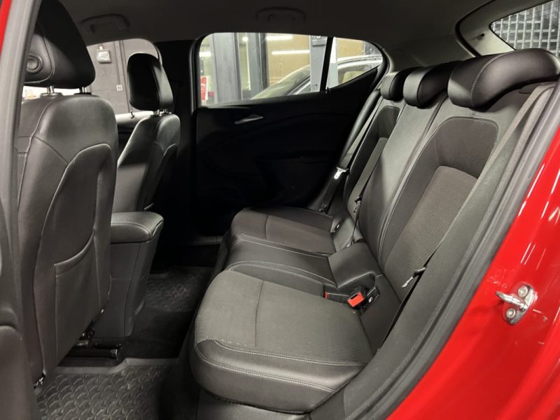 OPEL ASTRA V INNOVATION 1.0 TURBO 105 Cv EcoFLEX APPLE CARPLAY & ANDROID / 5 PORTES - GARANTIE 1 AN