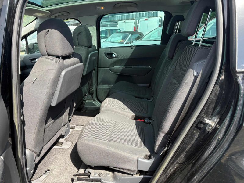 PEUGEOT 5008 1.6 BLUE HDI 120 ALLURE 7place garantie 12mois