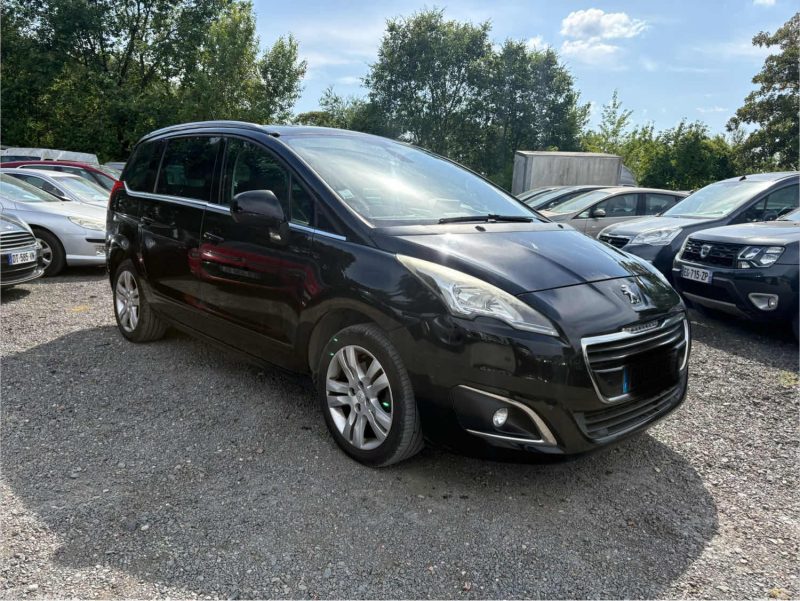 PEUGEOT 5008 1.6 BLUE HDI 120 ALLURE 7place garantie 12mois
