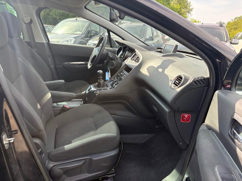 PEUGEOT 5008 1.6 BLUE HDI 120 ALLURE 7place garantie 12mois