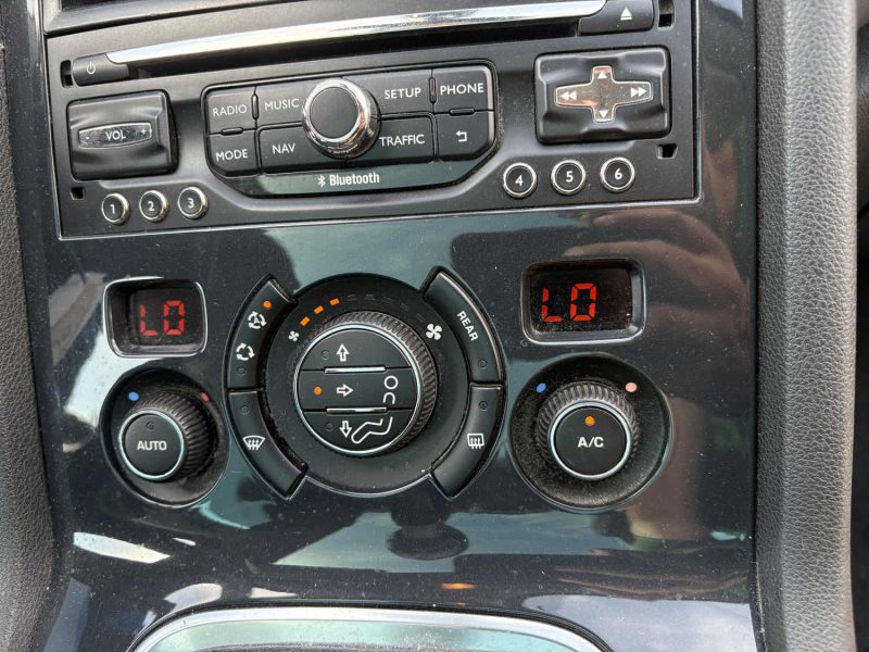 PEUGEOT 5008 1.6 BLUE HDI 120 ALLURE 7place garantie 12mois