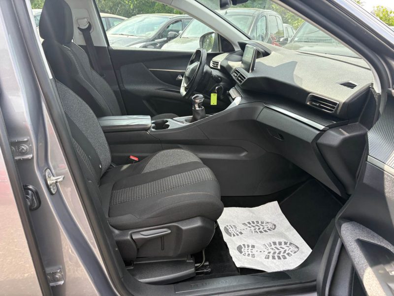 PEUGEOT 3008 - 2 1.6 BLUE HDI 130cv garantie 12mois