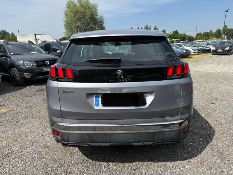 PEUGEOT 3008 - 2 1.6 BLUE HDI 130cv garantie 12mois