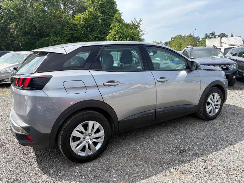 PEUGEOT 3008 - 2 1.6 BLUE HDI 130cv garantie 12mois