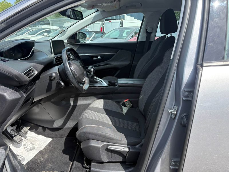 PEUGEOT 3008 - 2 1.6 BLUE HDI 130cv garantie 12mois