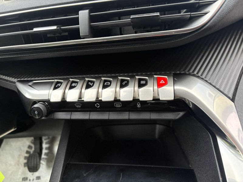 PEUGEOT 3008 - 2 1.6 BLUE HDI 130cv garantie 12mois
