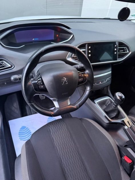 PEUGEOT 308 - 1.5 BLUE HDI - 130 ch - GARANTIE 3 MOIS 