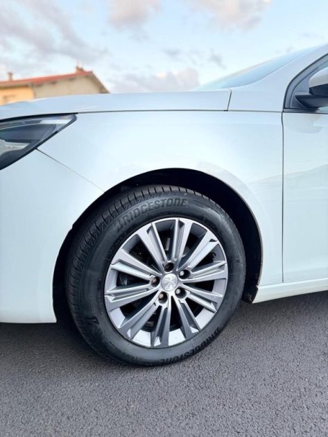 PEUGEOT 308 - 1.5 BLUE HDI - 130 ch - GARANTIE 3 MOIS 