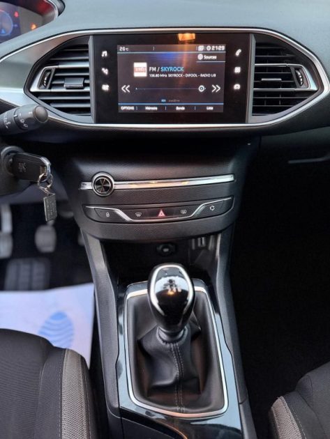 PEUGEOT 308 - 1.5 BLUE HDI - 130 ch - GARANTIE 3 MOIS 