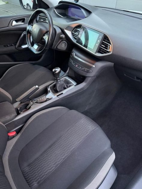 PEUGEOT 308 - 1.5 BLUE HDI - 130 ch - GARANTIE 3 MOIS 