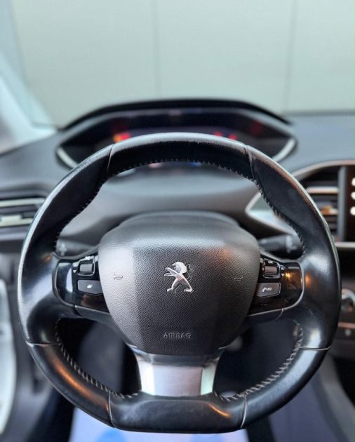 PEUGEOT 308 - 1.5 BLUE HDI - 130 ch - GARANTIE 3 MOIS 
