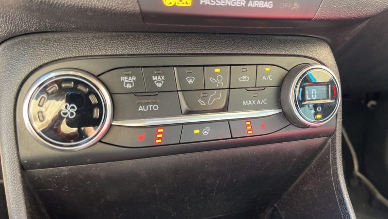FORD FIESTA 1.0 L ECOBOOST 100 ch ST LINE BVA TOIT OUVRANT