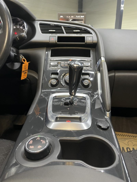 PEUGEOT 3008 1.6 HDI 115 NAPAPIJRI 2014