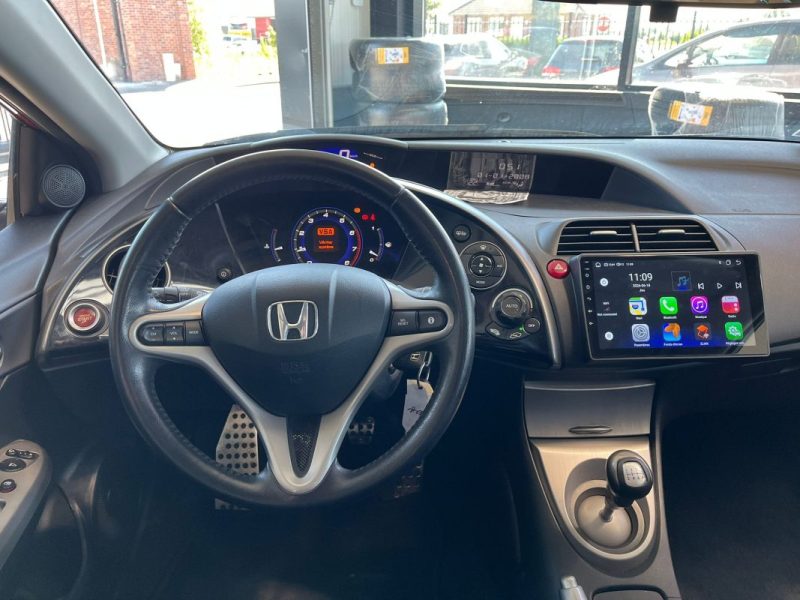 🚗 HONDA CIVIC VIII 1.3 83ch ⚙️ 📡 Radar de recul 📱 CarPlay ❄️ Climatisation
