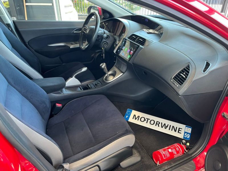 🚗 HONDA CIVIC VIII 1.3 83ch ⚙️ 📡 Radar de recul 📱 CarPlay ❄️ Climatisation