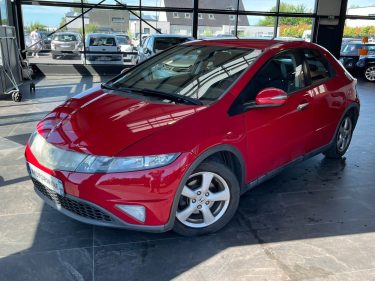 🚗 HONDA CIVIC VIII 1.3 83ch ⚙️ 📡 Radar de recul 📱 CarPlay ❄️ Climatisation