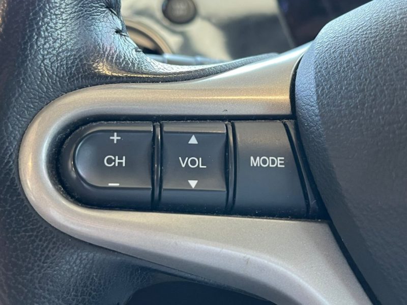🚗 HONDA CIVIC VIII 1.3 83ch ⚙️ 📡 Radar de recul 📱 CarPlay ❄️ Climatisation