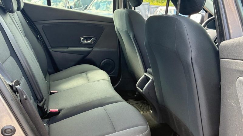 Renault Megane III 1.5 dCi 110ch Business Edition AUTO EDC6