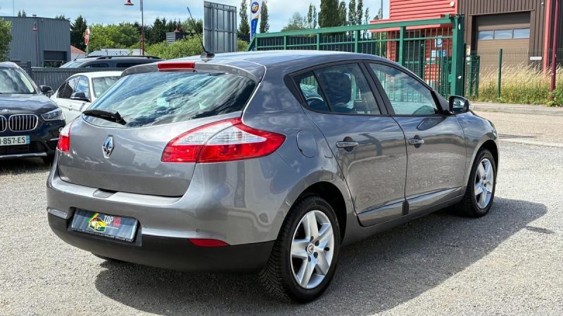 Renault Megane III 1.5 dCi 110ch Business Edition AUTO EDC6
