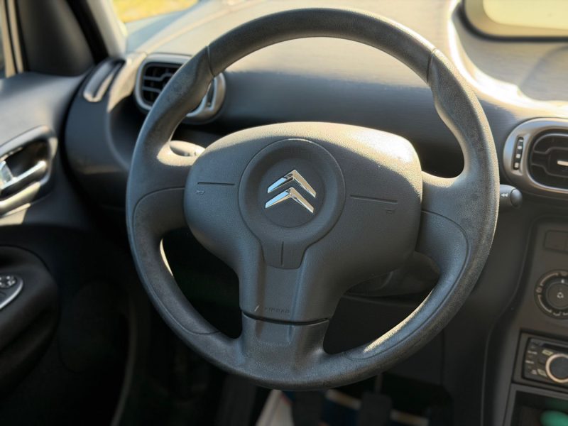 Citroën C3 Picasso 1.4 VTi 95ch Attraction - Faible Kilométrage - Chaine - Révisée & Garantie 6 Mois