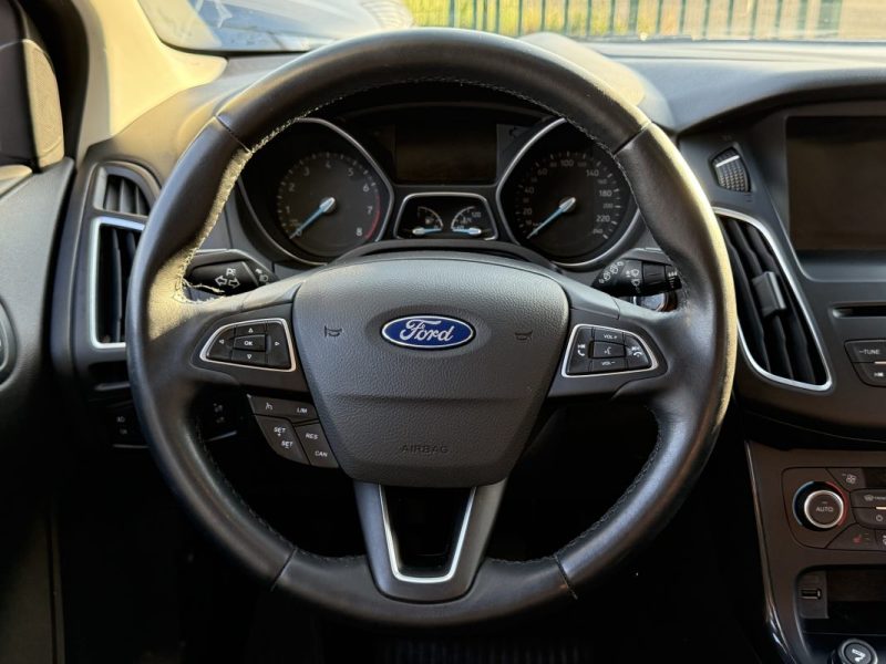 FORD Focus SW 1.0 EcoBoost 125ch Titanium Garantie 6 Mois